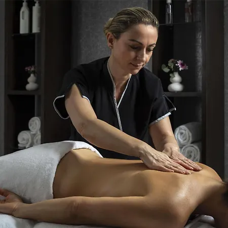 Ξενοδοχείο Nh Collection 5*