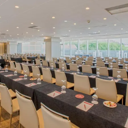 Nh コレクション サンティアゴ デ コンポステーラ ホテル 5*